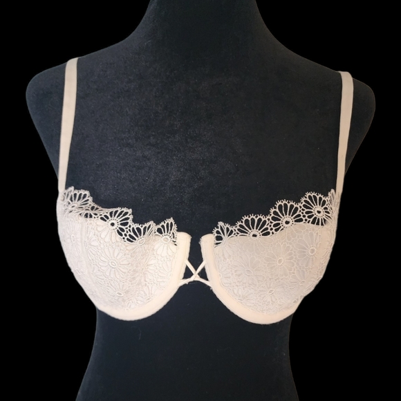 🌻Vintage Victoria Secret Daisy Bra - Picture 8 of 9
